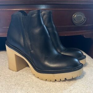 Dolce Vita Black Leather Ankle Boots with Tan Sole